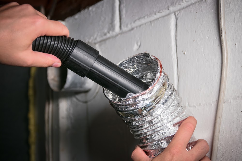 cleaning dryer vent